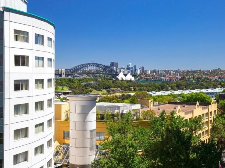 View of Sydney Harbor from Holiday Inn Potts Point