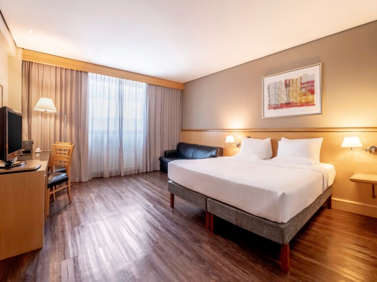 Modern hotel room at Novotel Hotel São Paulo